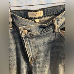 Abercrombie & Fitch curve love 90s straight ultra high rise jeans